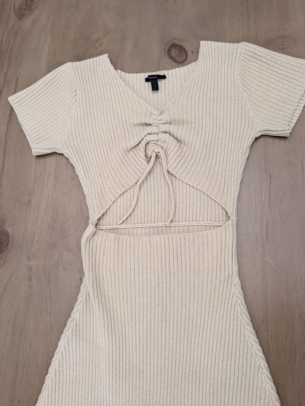 Un Deux Trois Ribbed Cutout Midi Dress In Camel Size XS-S